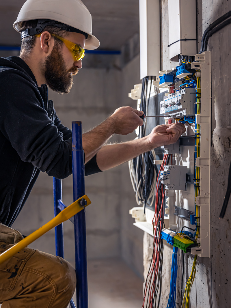 Hausinstallationen für Neubau, Altbau & Sanierung